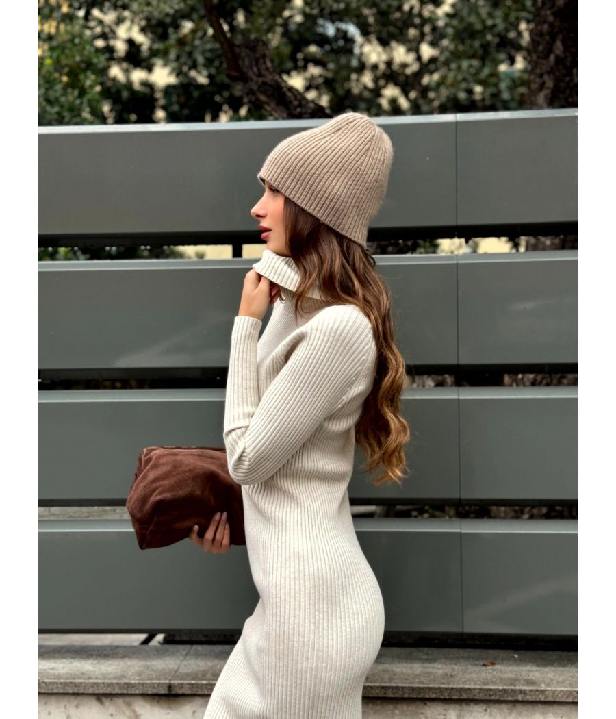 Abito Dolcevita in Maglia