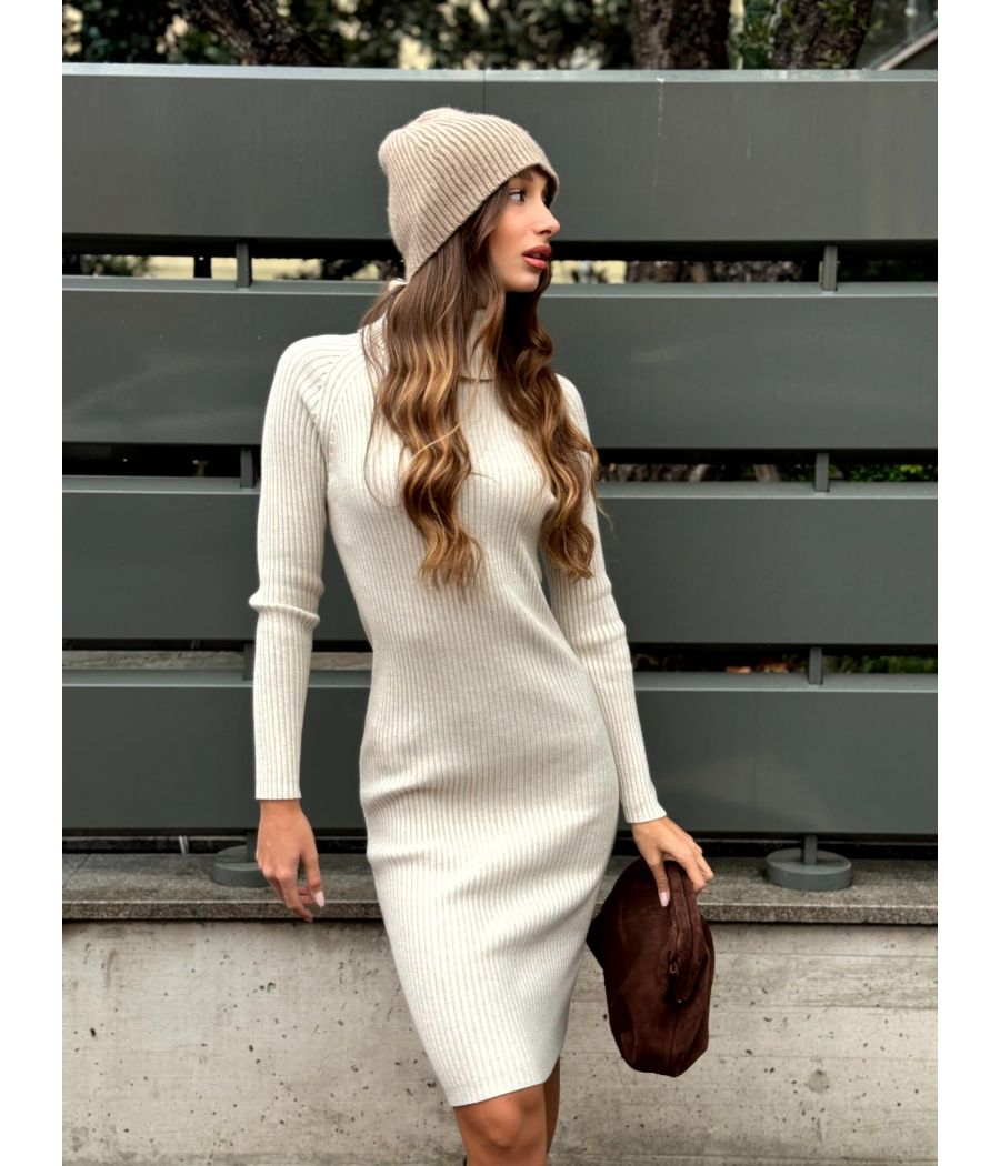 Abito Dolcevita in Maglia