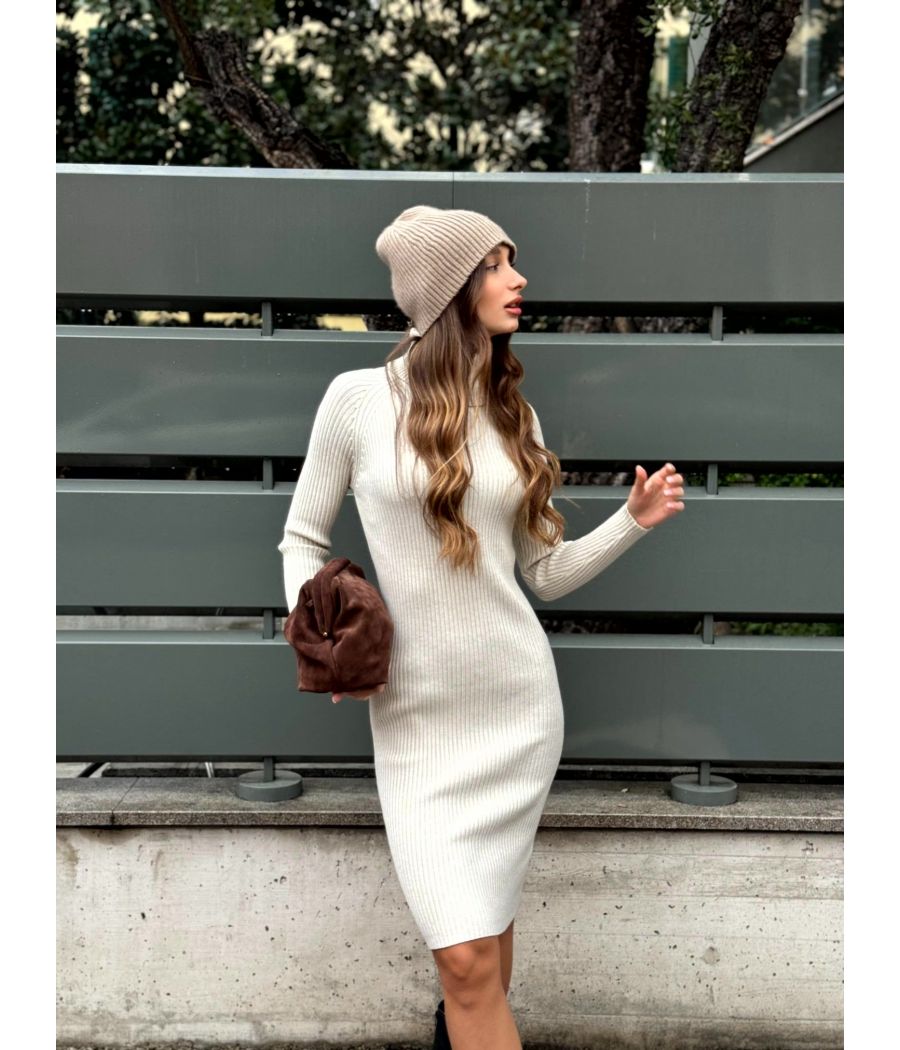 Abito Dolcevita in Maglia